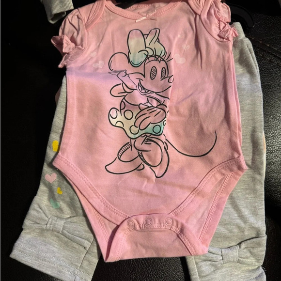 Kids Minnie Infant 5-piece Layette Set 6 Months Minnie Mouse - Picture 5 of 8